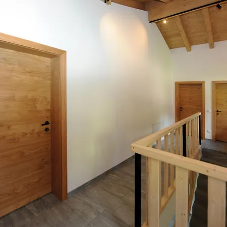 Marios Hittn Lejlighed