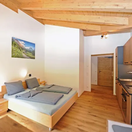 Apartament Marios Hittn *